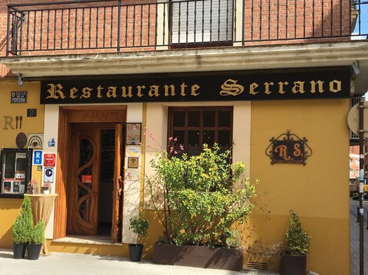 Place Restaurante Serrano