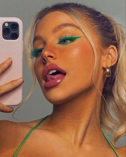 Makeup Green Eyeline 💚