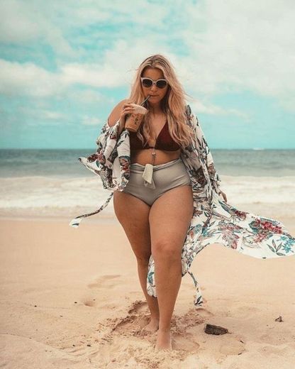 Moda praia Plus size 