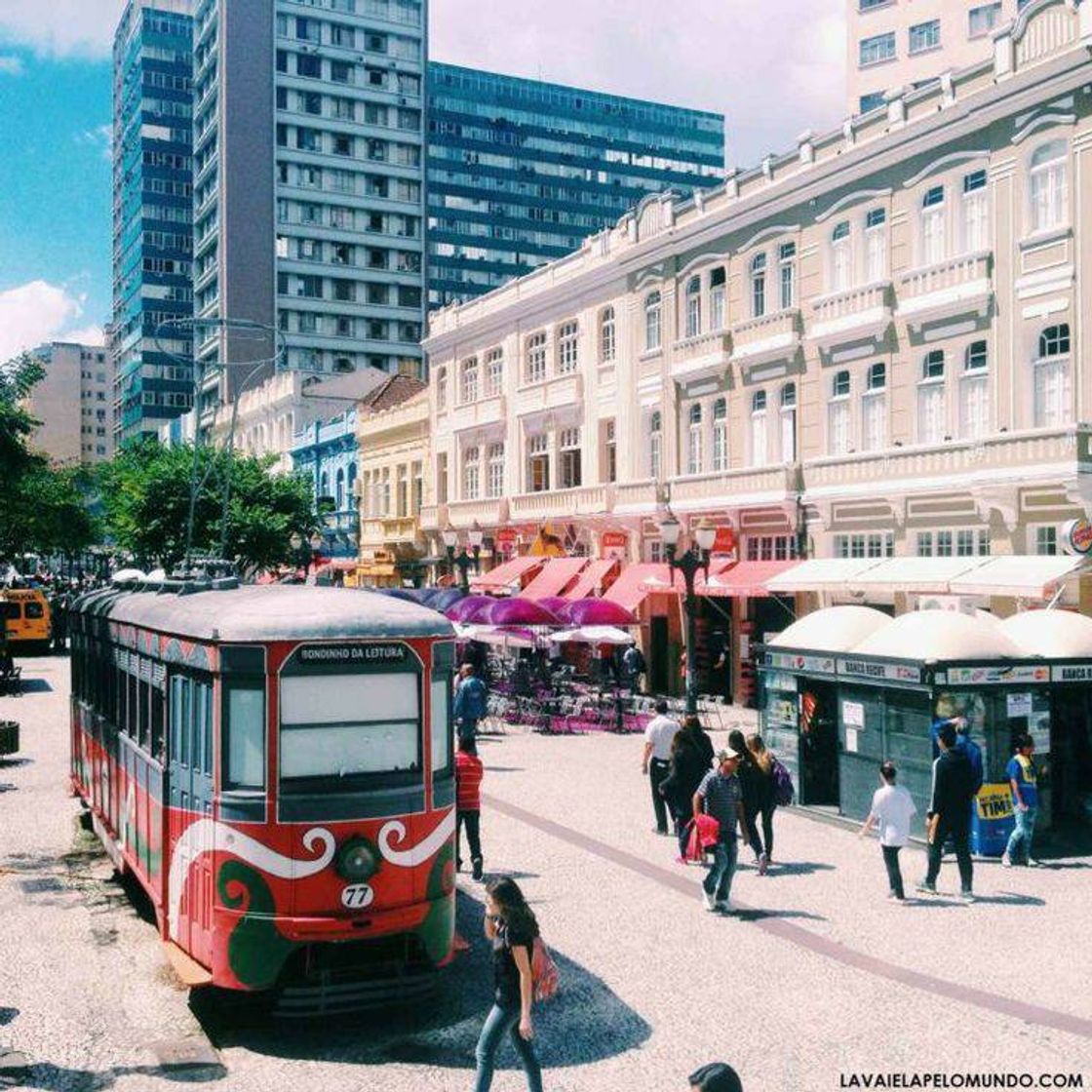 Fashion Calçadão, rua XV de novembro (Curitiba)