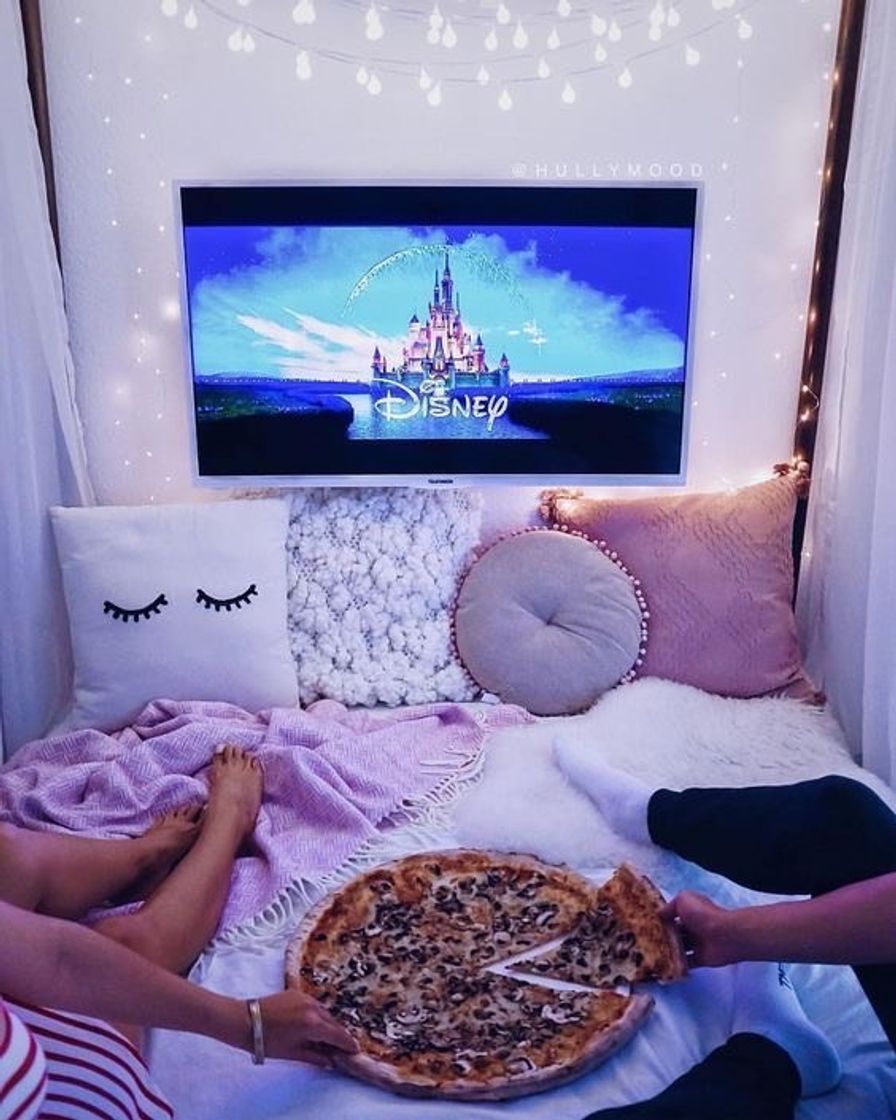 Moda Filmes & pizza 🍕 