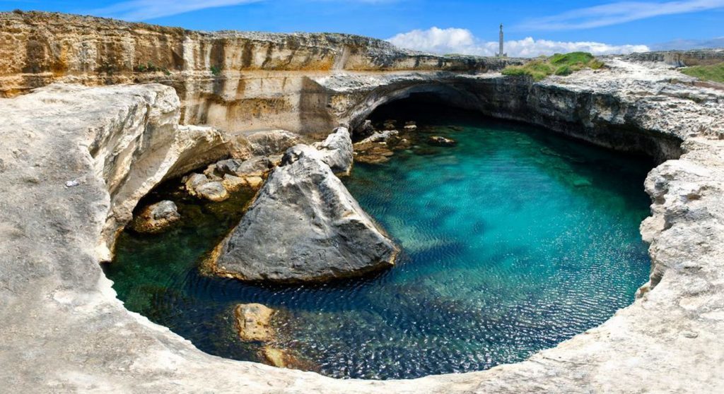 Place Grotta della Poesia