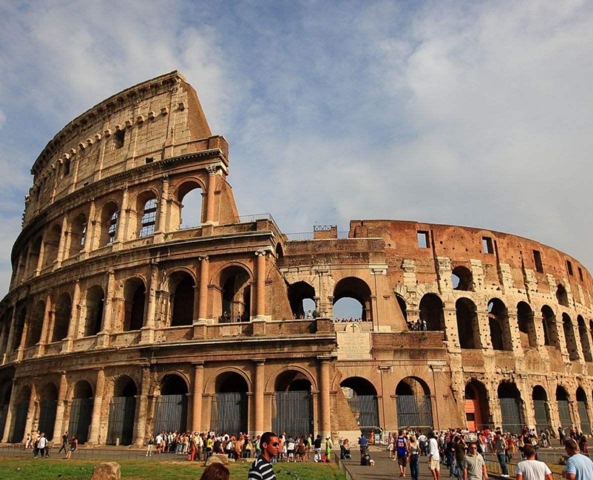 Lugar Coliseo de Roma