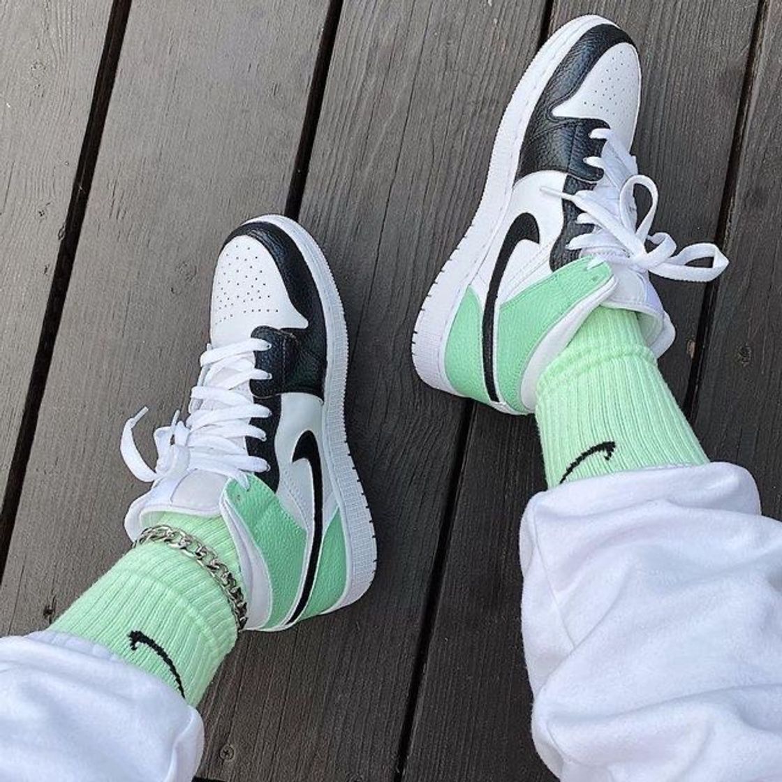 Social Jordan 💚🖤
