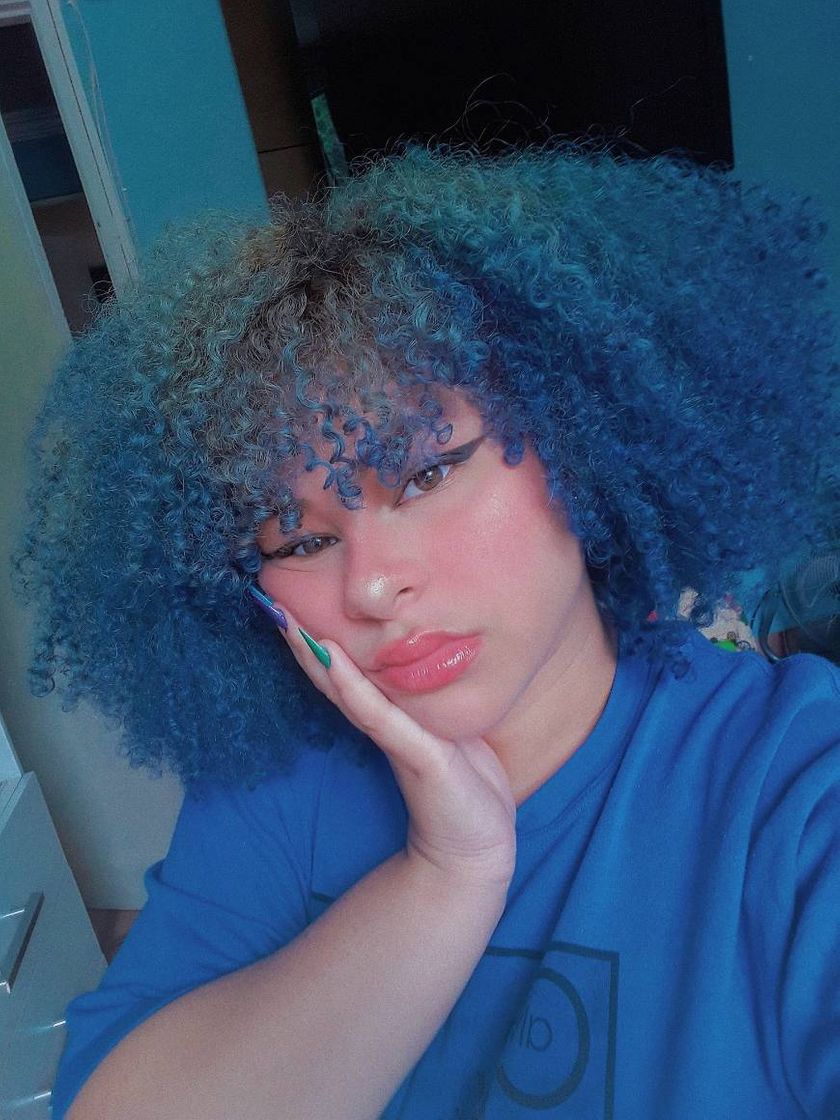 Moda Curly blue hair 