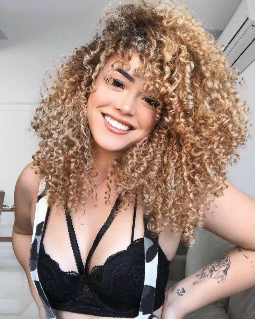 Moda Curly hair 