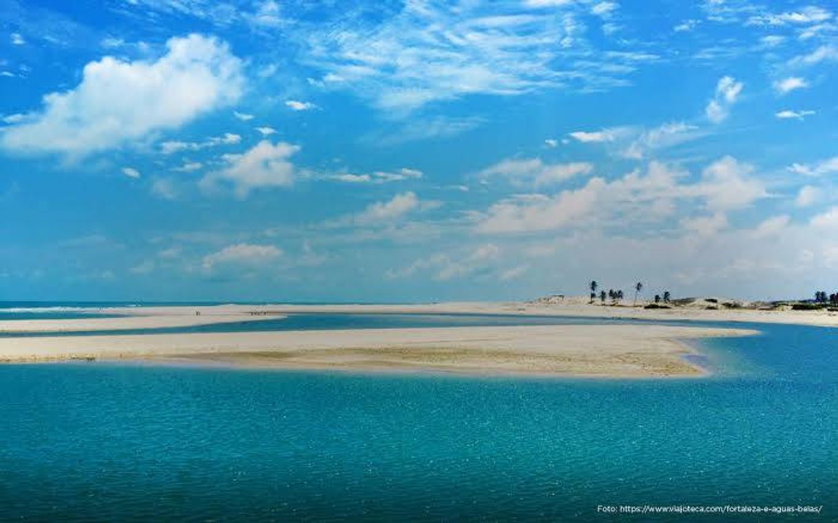 Lugar Praia de Águas Belas - CE