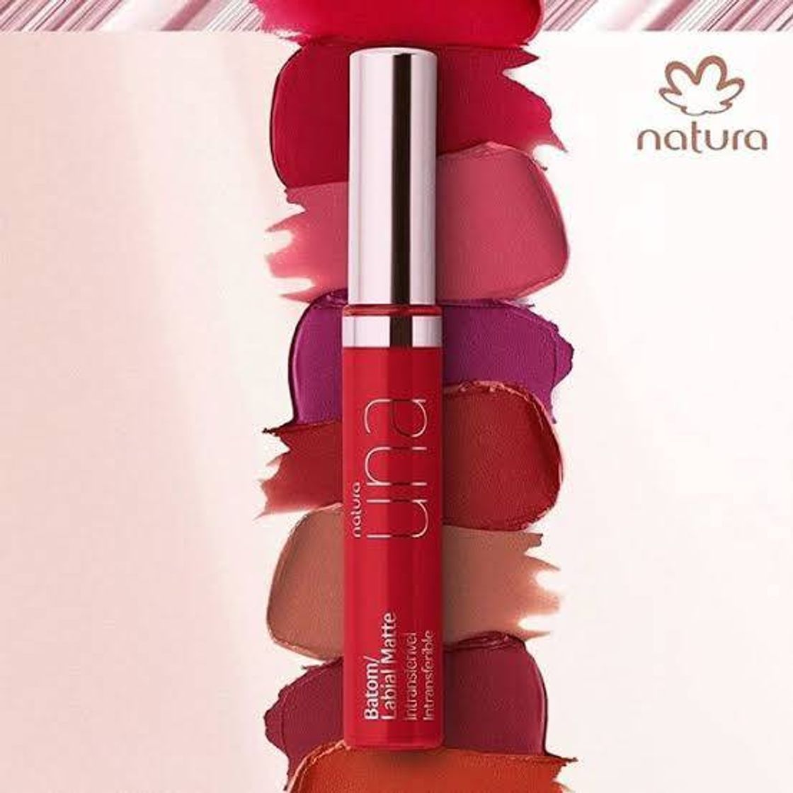 Fashion Natura. Labial intransferible color Cereza. 