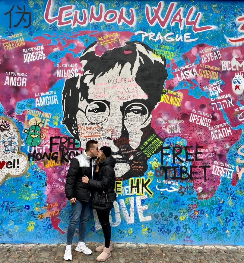 Lugar John Lennon Wall