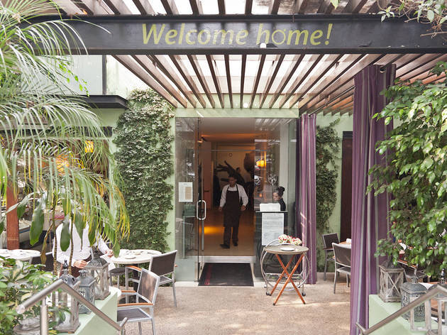 Restaurants Cafe Ó