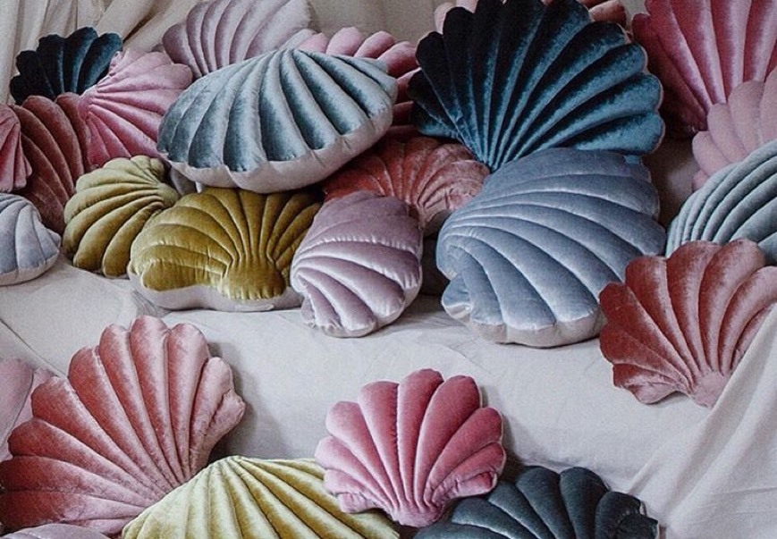 Moda Shell pillows 