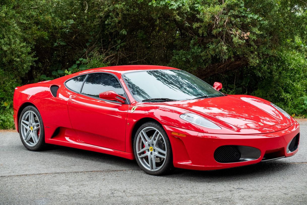 Moda Ferrari F430