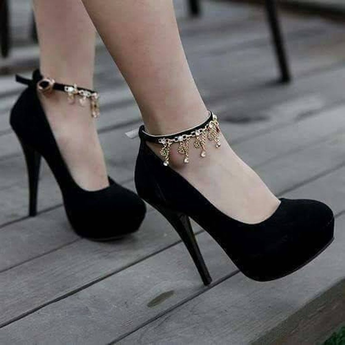 Moda 👠👠🖤