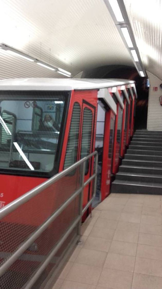 Place Funicular de Archanda