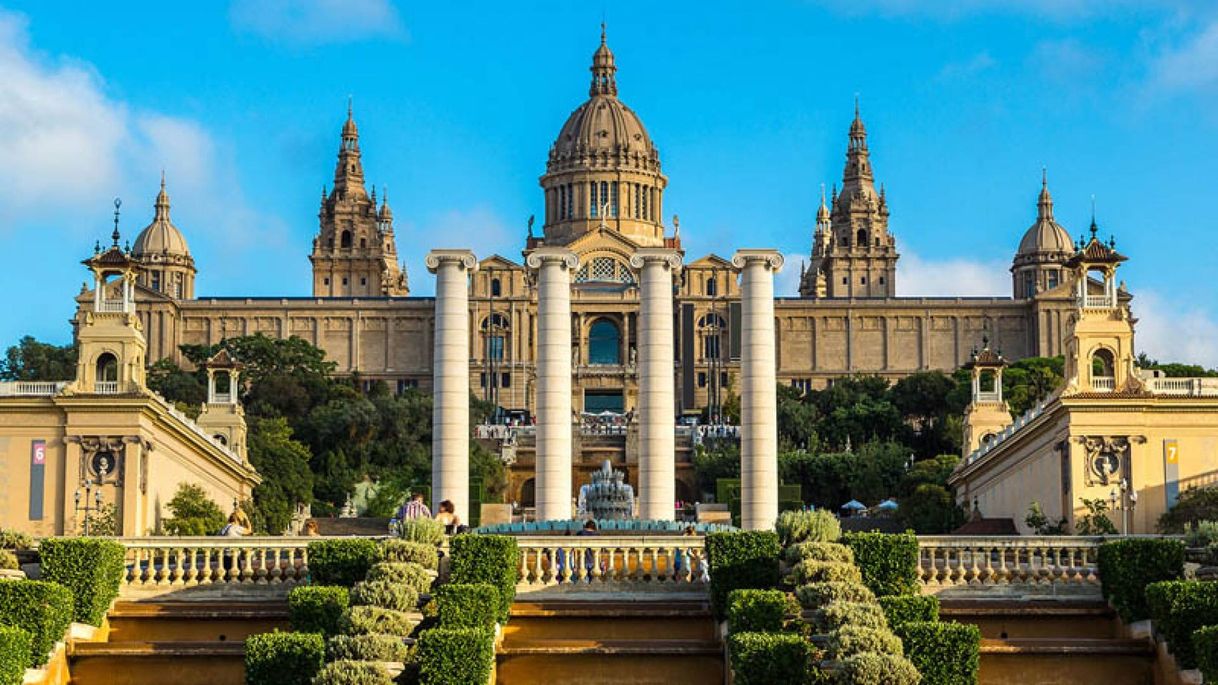 Lugar Museo Nacional de Arte de Cataluña