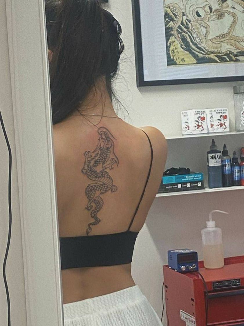 Moda Tatto dragão lady🐉