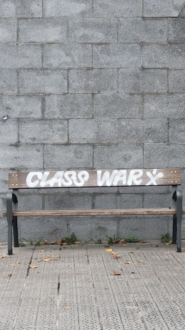 Moda Class War