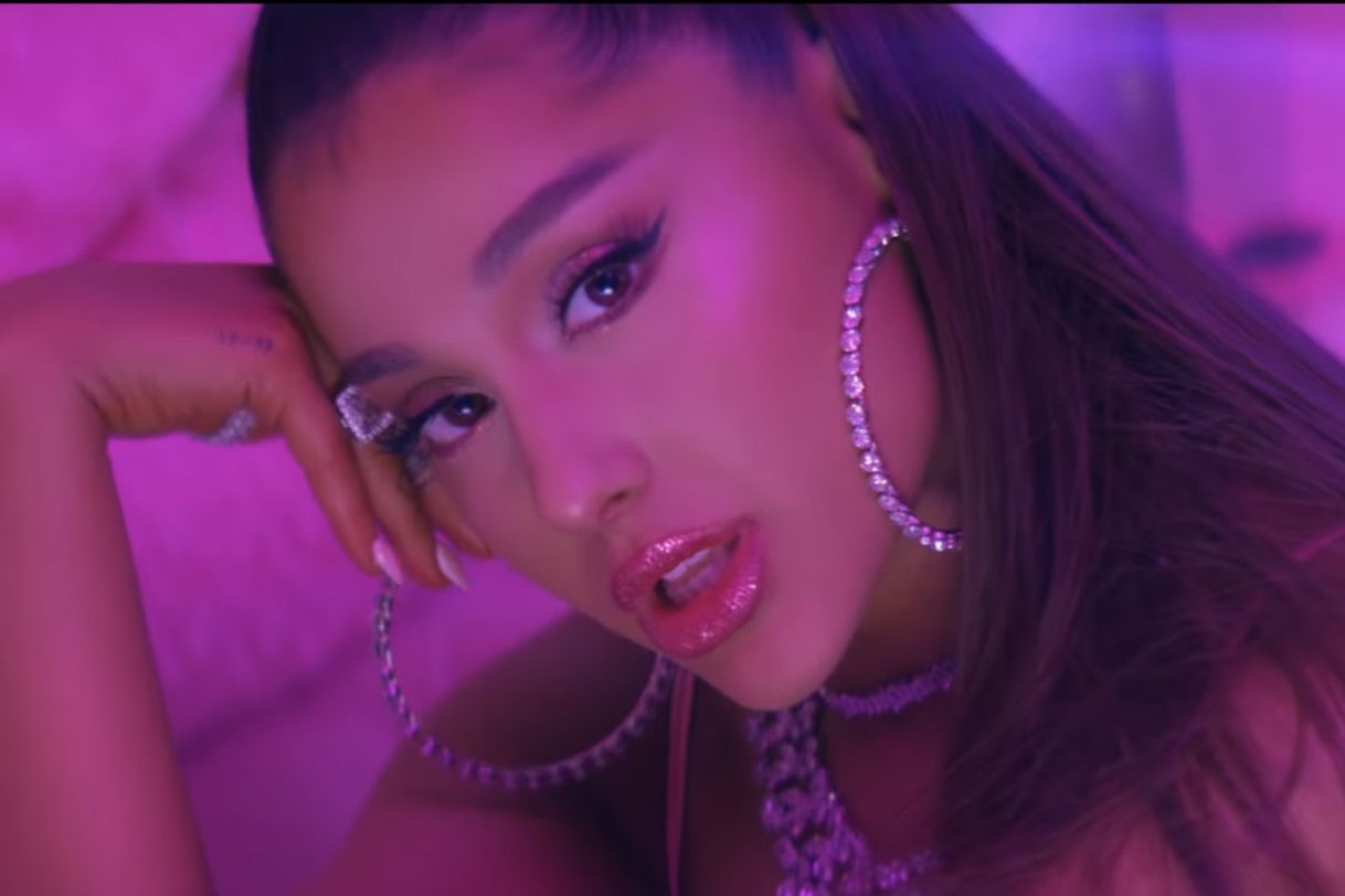 Canción 7 rings