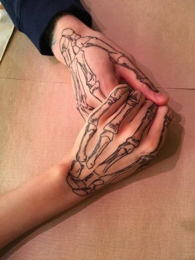 Tatto da anatomia da mão, famosa mão de esqueleto no tiktok