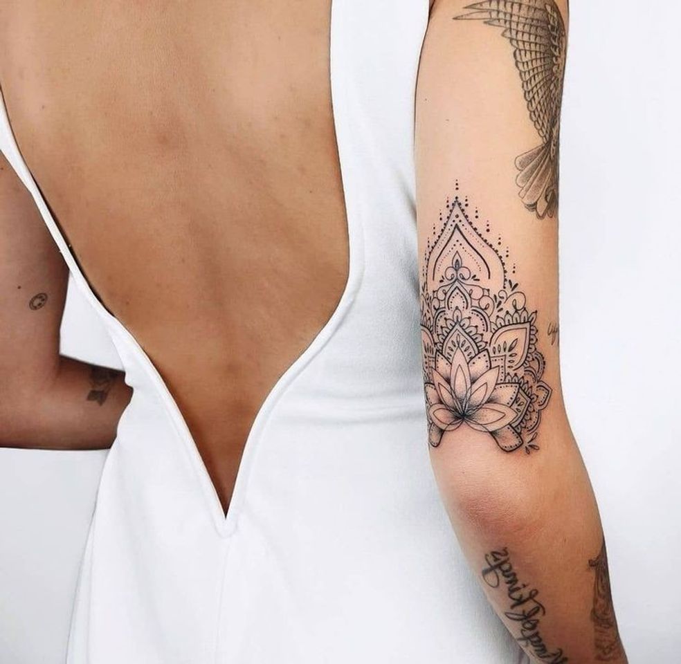 Fashion Tatto mandala cotovelo 