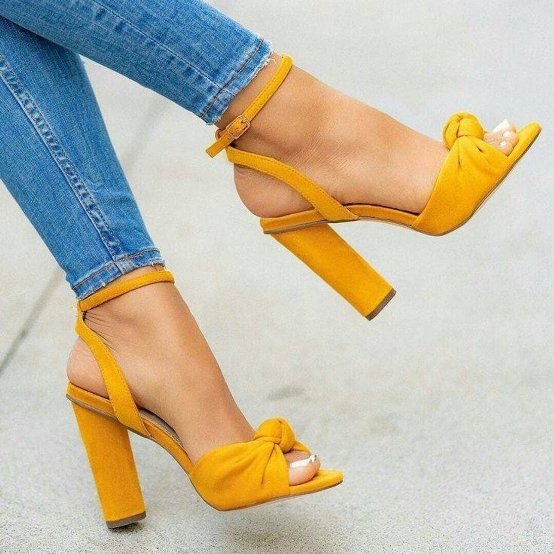 Fashion Yellow 💛