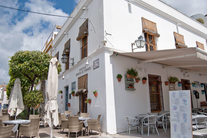 Restaurants La Taberna del Río