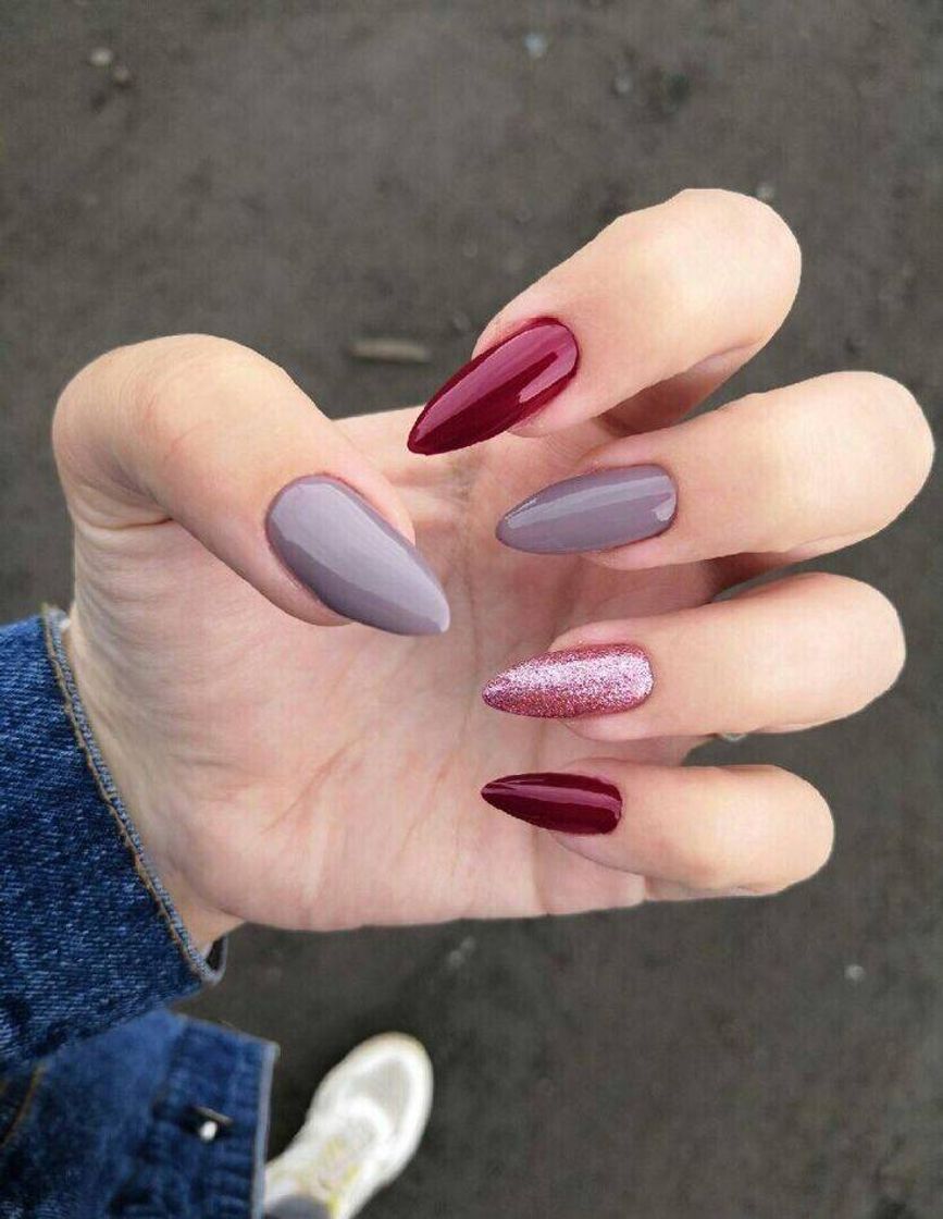 Fashion Inspiração de unhas decoradas