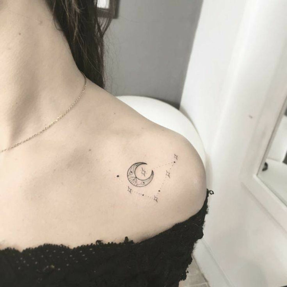 Moda tattoo lua 🌙