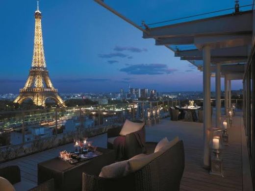 Shangri-La Hotel, Paris