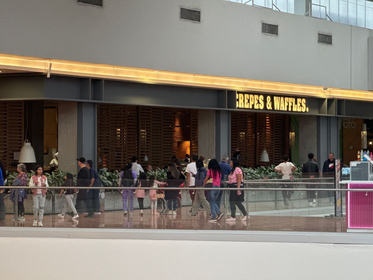 Restaurants Crepes & Waffles Centro Comercial El Edén