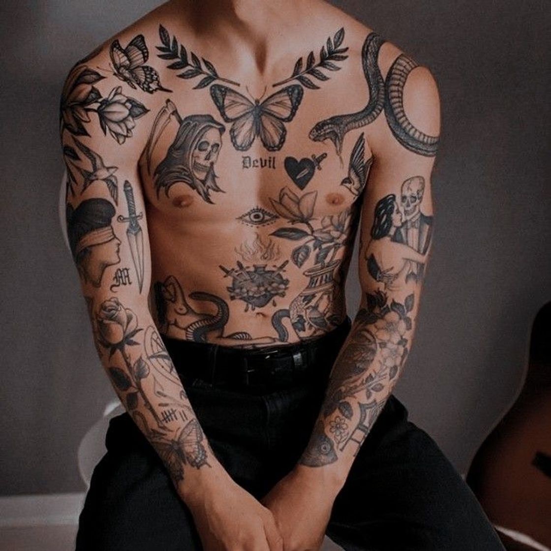 Moda Corpo tatuado 