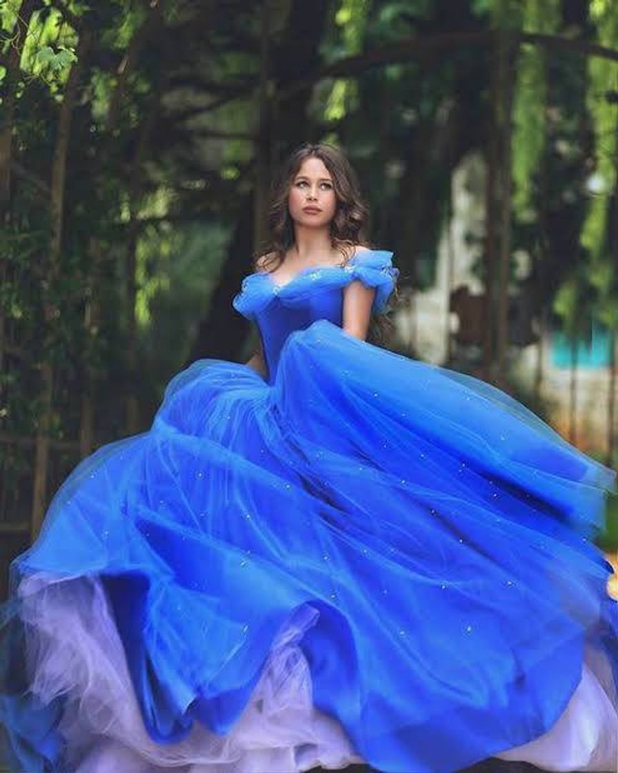 Moda Vestido azul rodado de princesa 😍