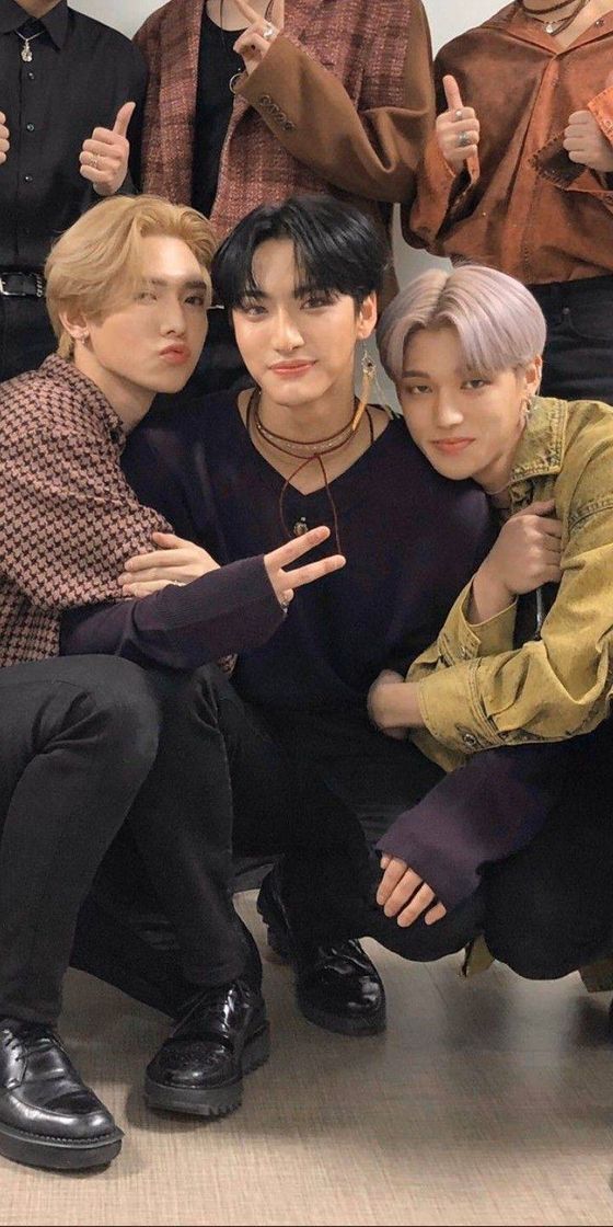 Moda Yeosang, seonghwa e Wooyoung