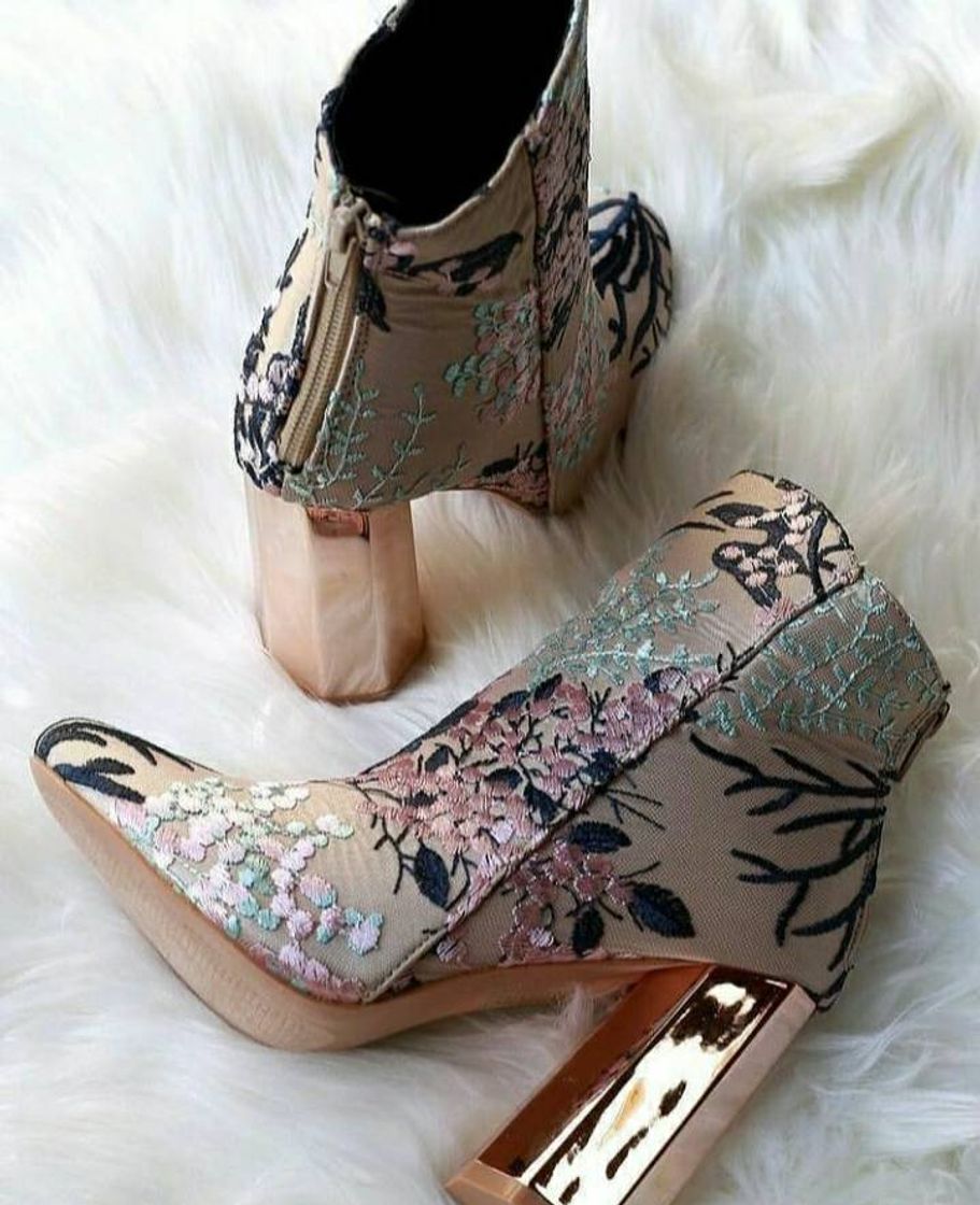 Moda Shoes