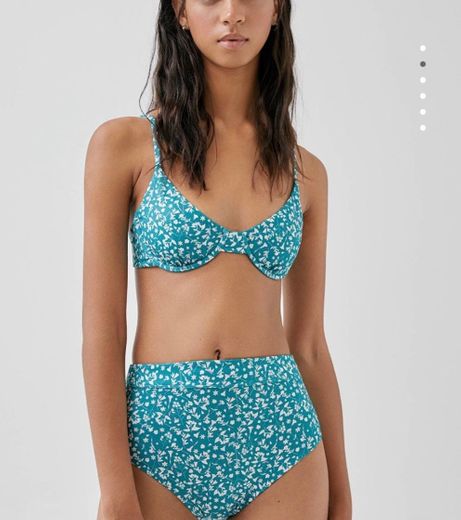 Top bikini con estampado de flores en color turquesa