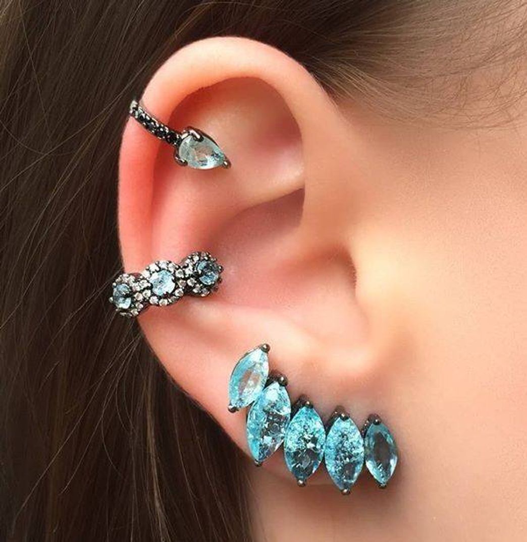 Social Piercing na orelha