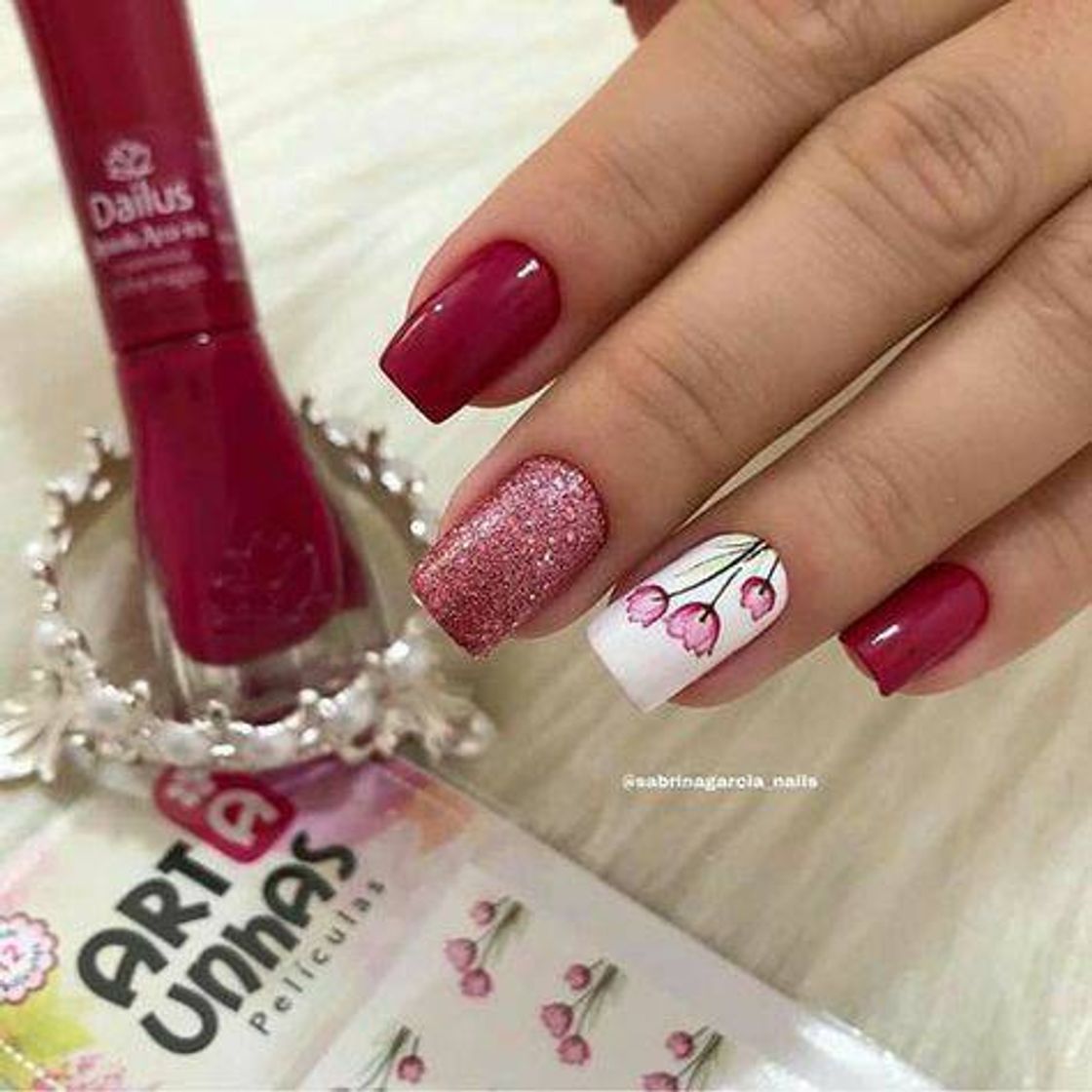 Fashion Unhas Vermelhas Decoradas 