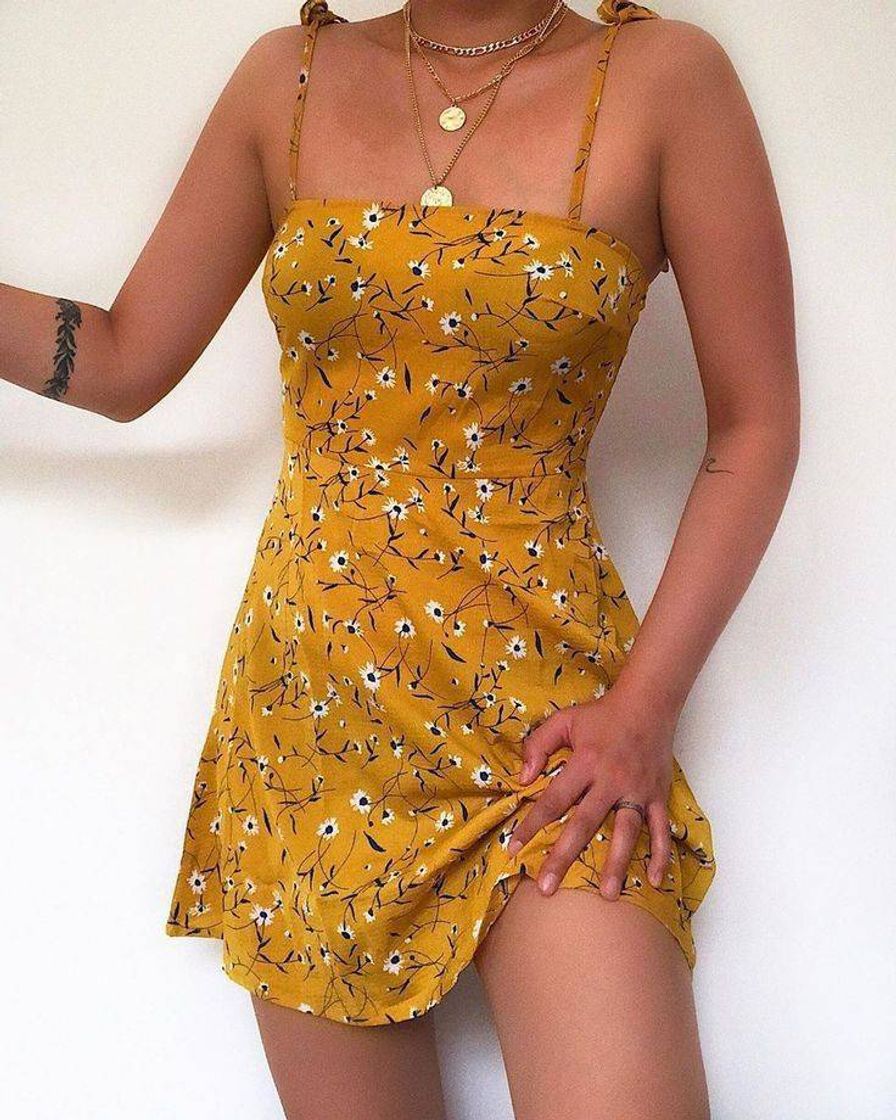 Moda Vestido amarelo 🤩