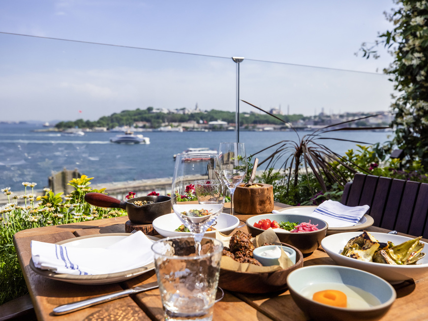 Lugar Hotel Novotel Istanbul Bosphorus