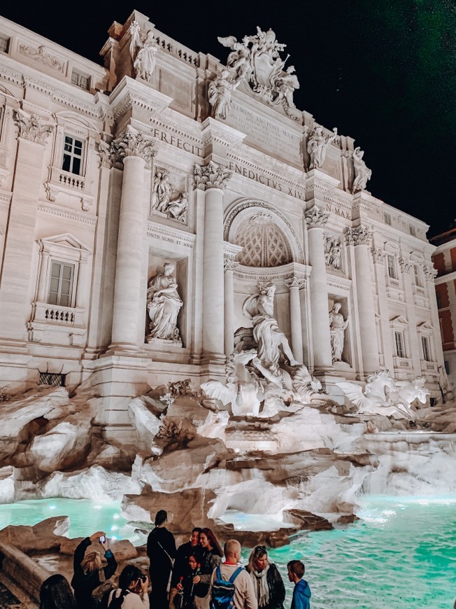 Lugar Fontana di Trevi