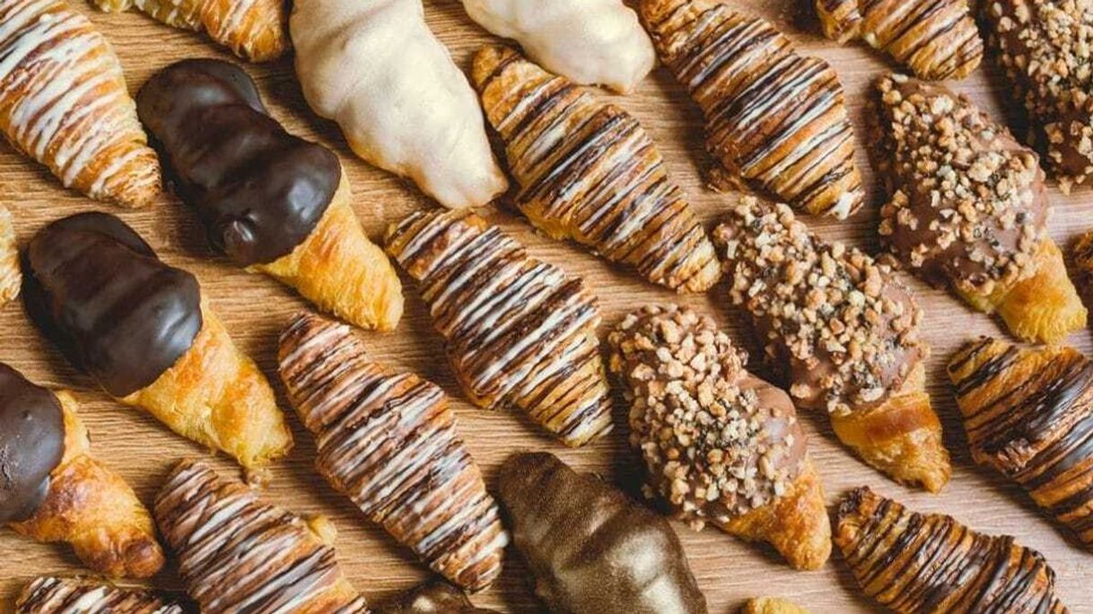 Restaurants Manolo Bakes