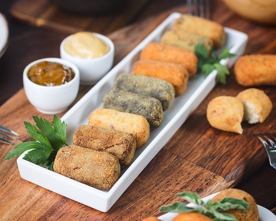 Restaurants Croqueteca Glorias - Tapería & Coctelería