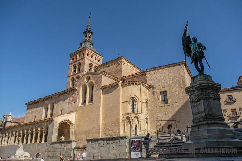 Place Plaza de Medina del Campo