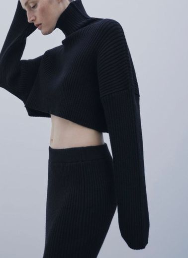 Knit cropped sweater 