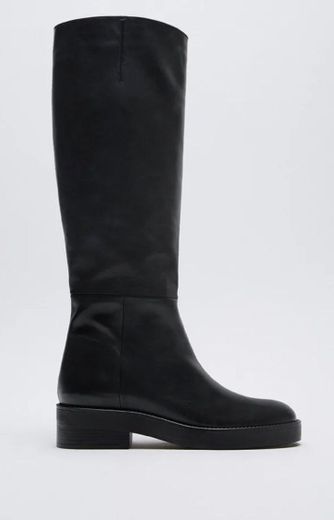 FLAT KNEE-HIGH LEATHER BOOTS | ZARA 