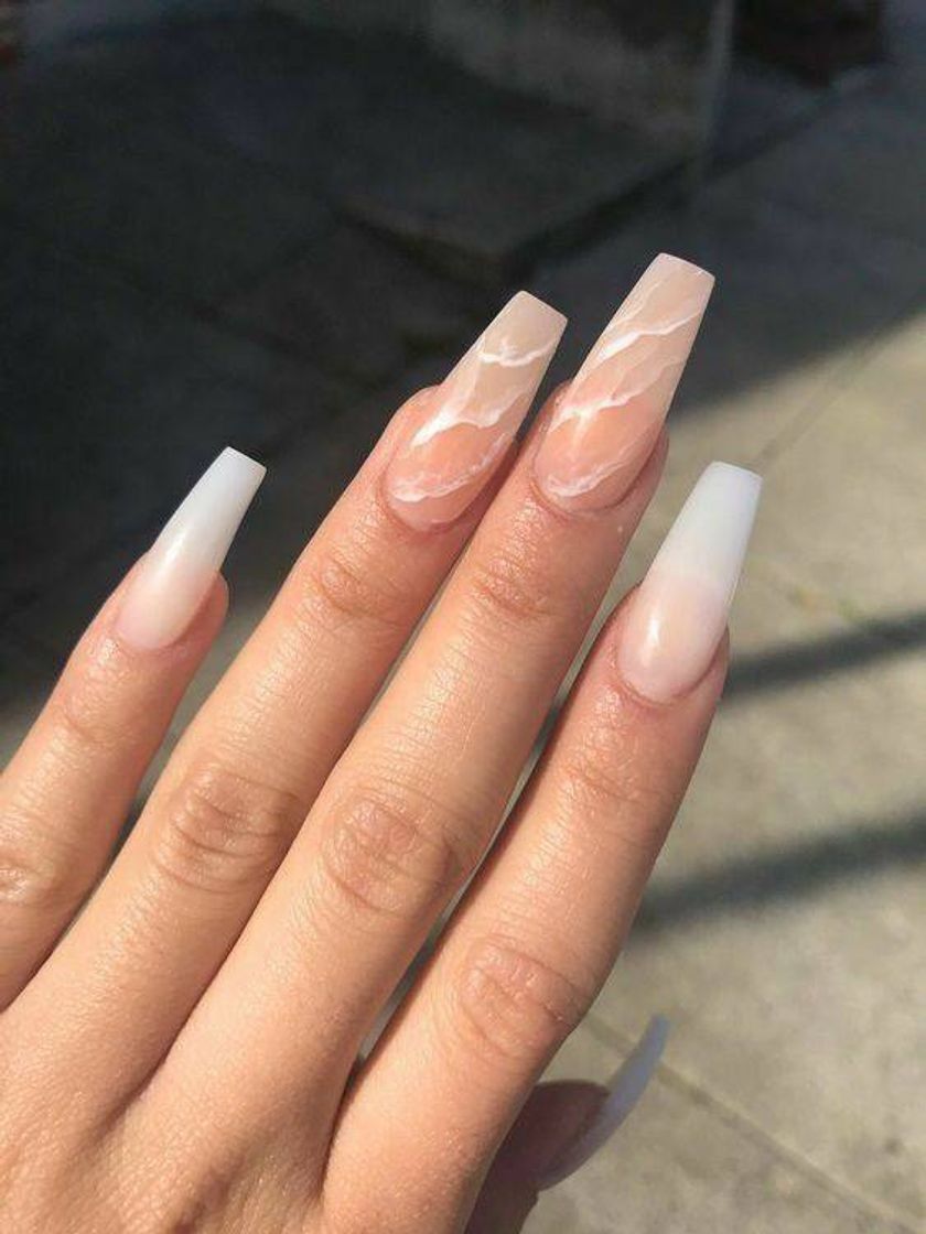 Moda Unhas de gel ☁️