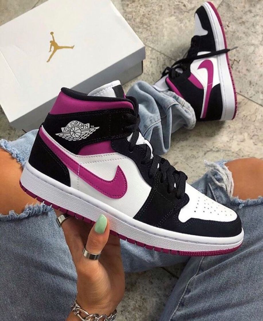 Fashion Jordan 1 mid “magenta” 