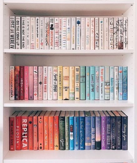 estante / livros / aesthetic/ organização 