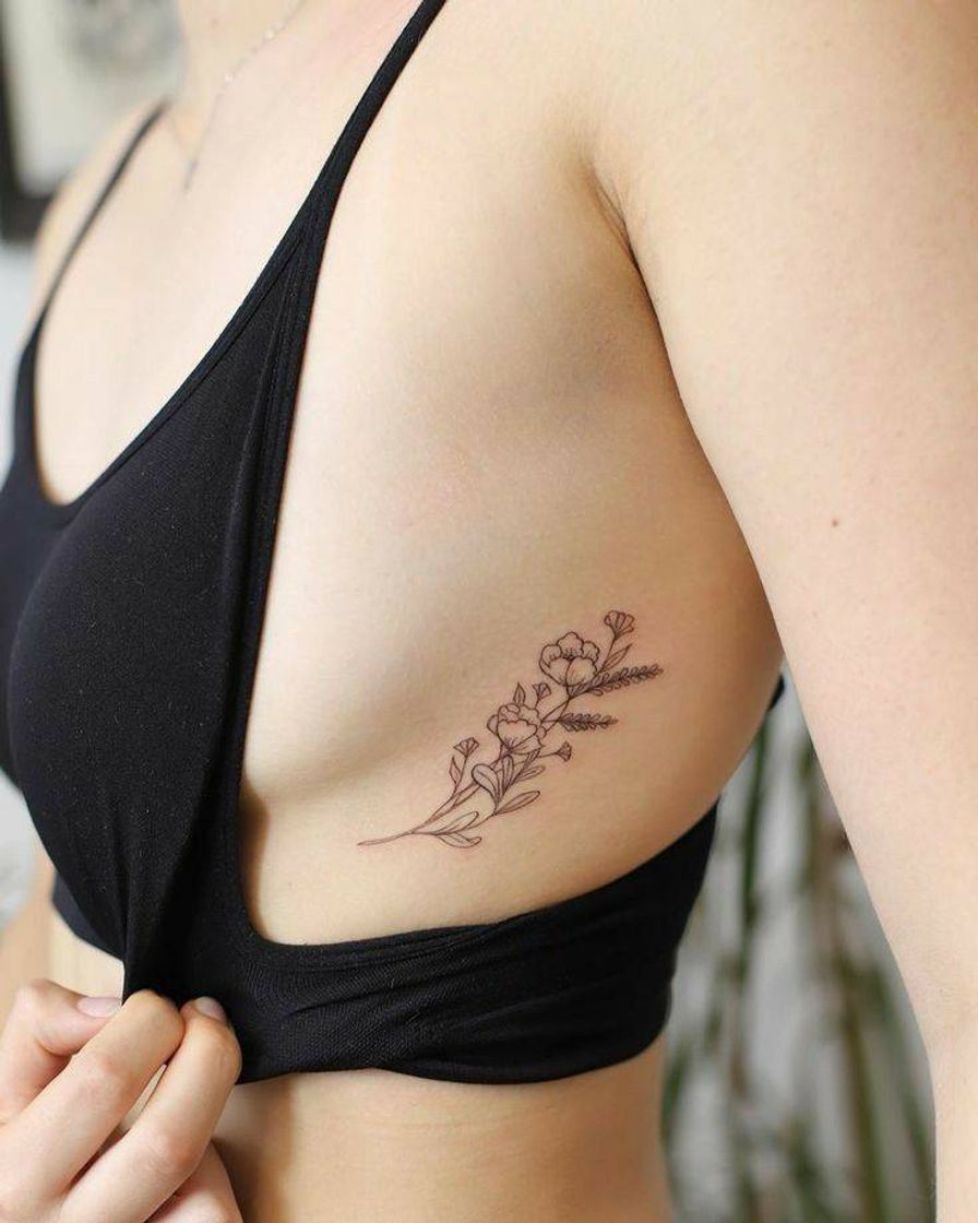 Social Tatuagem feminina 