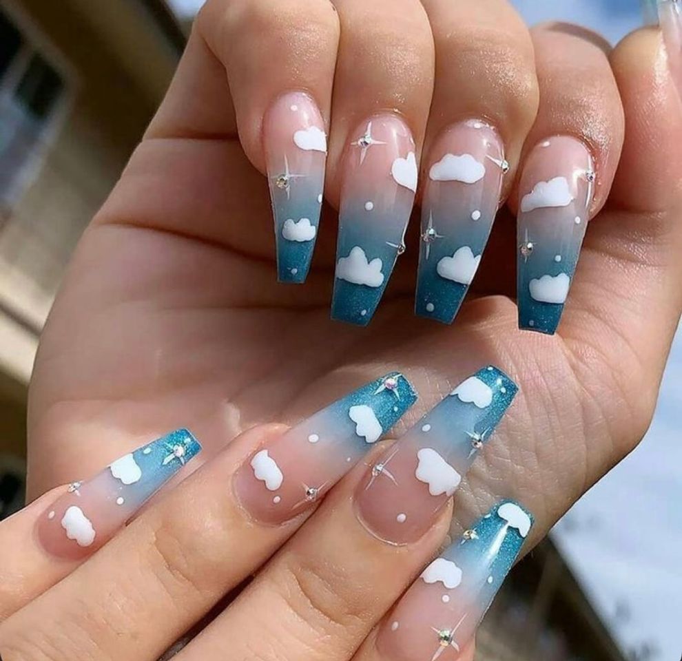 Moda Nails 